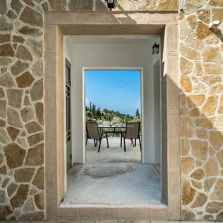 Armonia Lefkada *